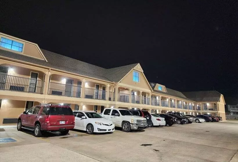 ホテル Executive Inn