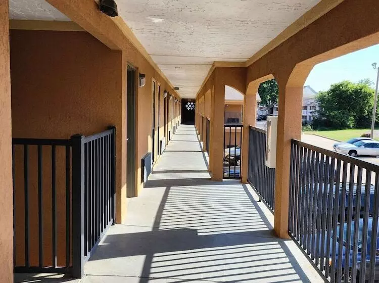 ホテル Executive Inn