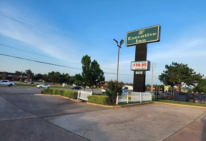 ホテル Executive Inn