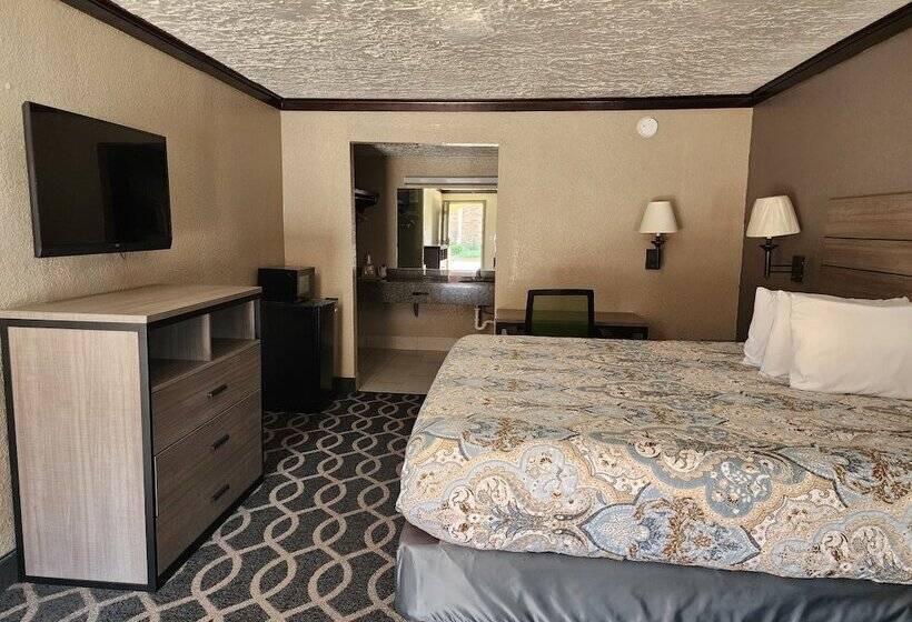 Отель Executive Inn