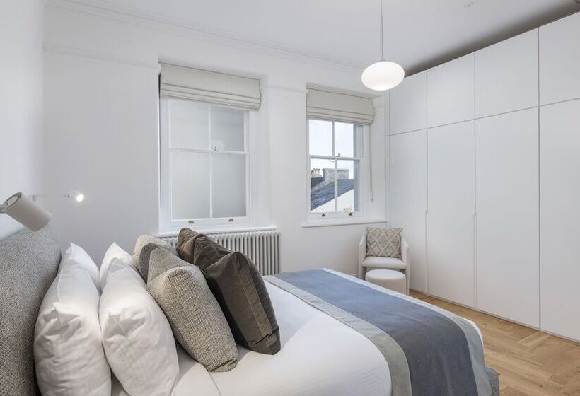 בית מלון כפרי Fox On The Hoe