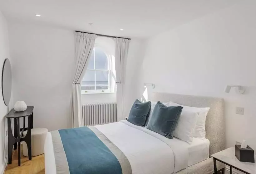 ホテル Fox On The Hoe