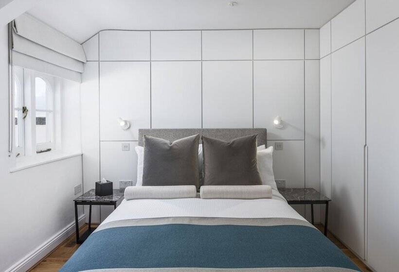 בית מלון כפרי Fox On The Hoe