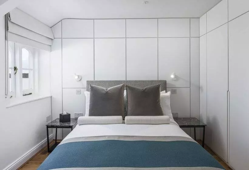 ホテル Fox On The Hoe