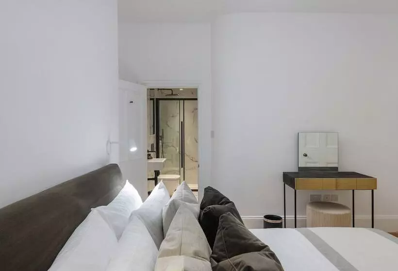 ホテル Fox On The Hoe