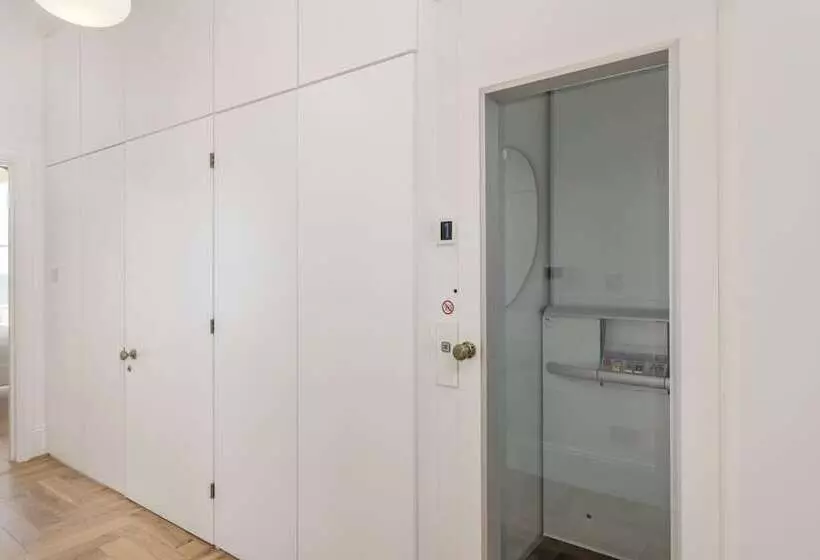 ホテル Fox On The Hoe