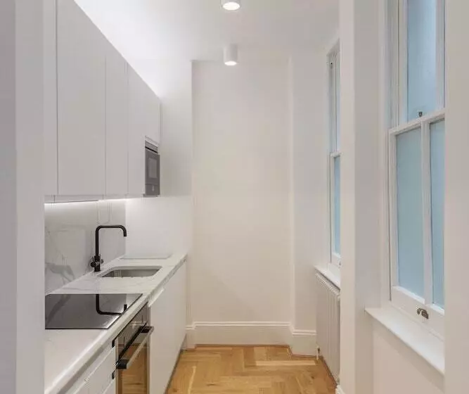 ホテル Fox On The Hoe