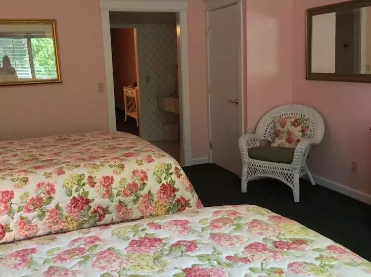 Hotelli Lilac Tree Suites