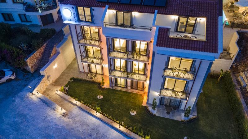 Hotel Lobelya Suites