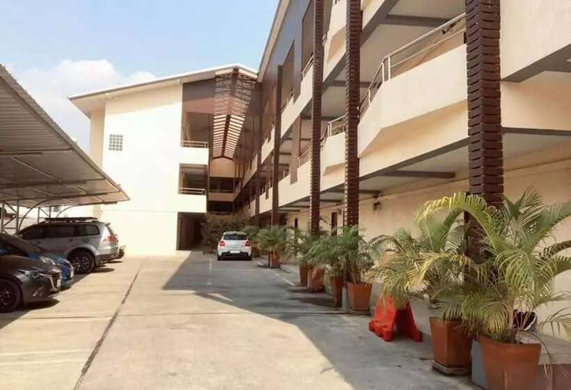 Hotelli Pangviman Residence