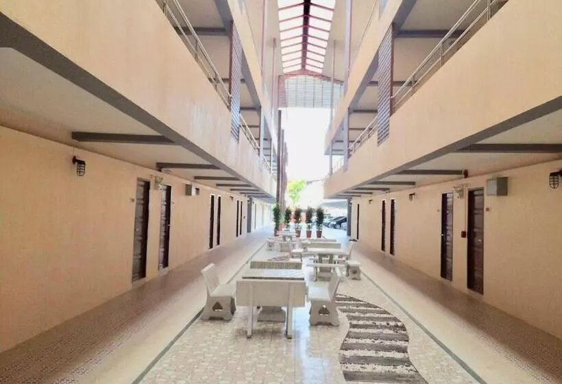 Hotelli Pangviman Residence