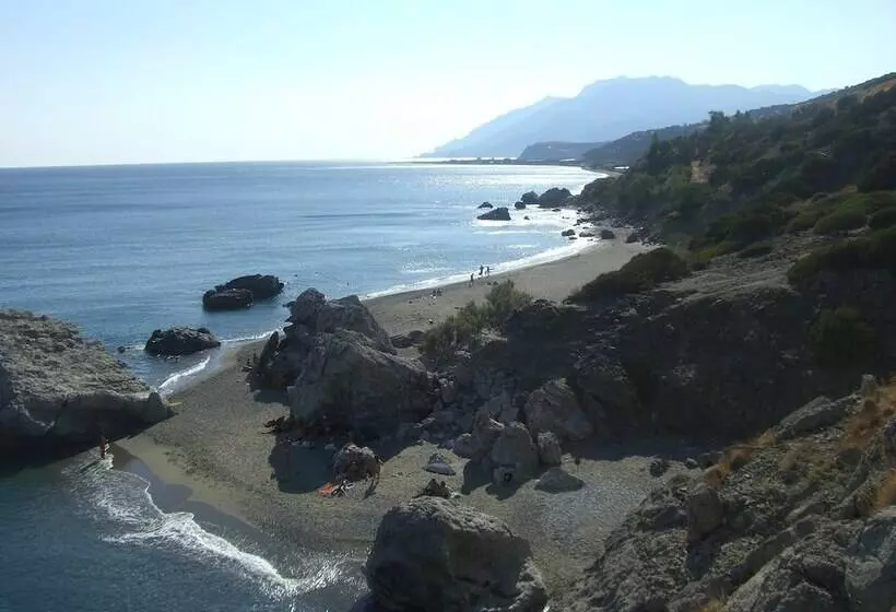 田舎風ホテル Akros Oreon