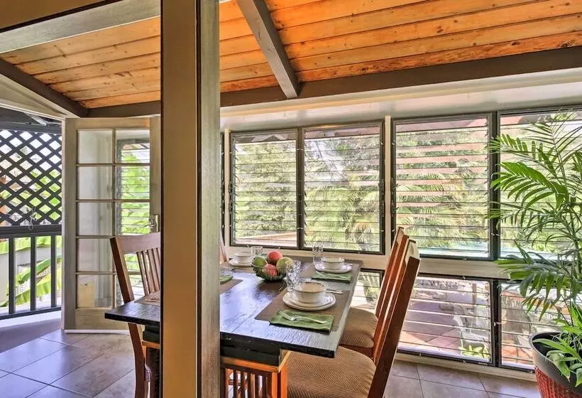 Kailua Kona Home W/ Tropical Bar: Walk To Beach!