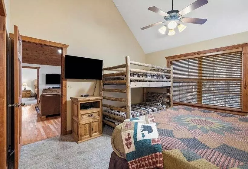 Milby Hideaway   On Site Amenities