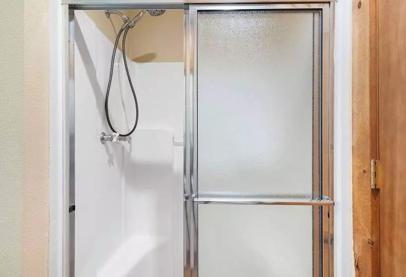 Milby Hideaway   On Site Amenities