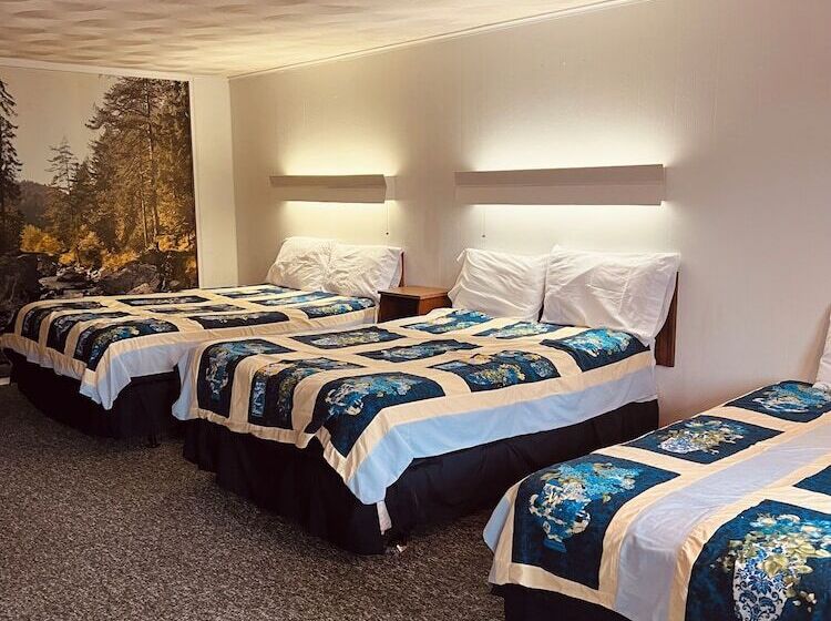 Mollyockett Motel & Swim Spa