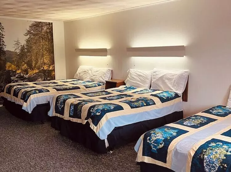 Mollyockett Motel & Swim Spa