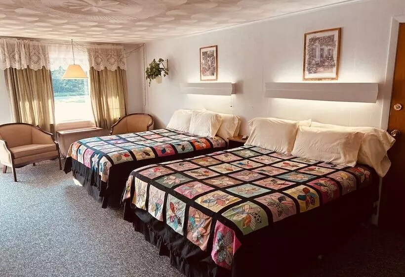 Mollyockett Motel & Swim Spa