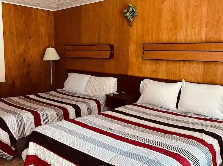 Mollyockett Motel & Swim Spa