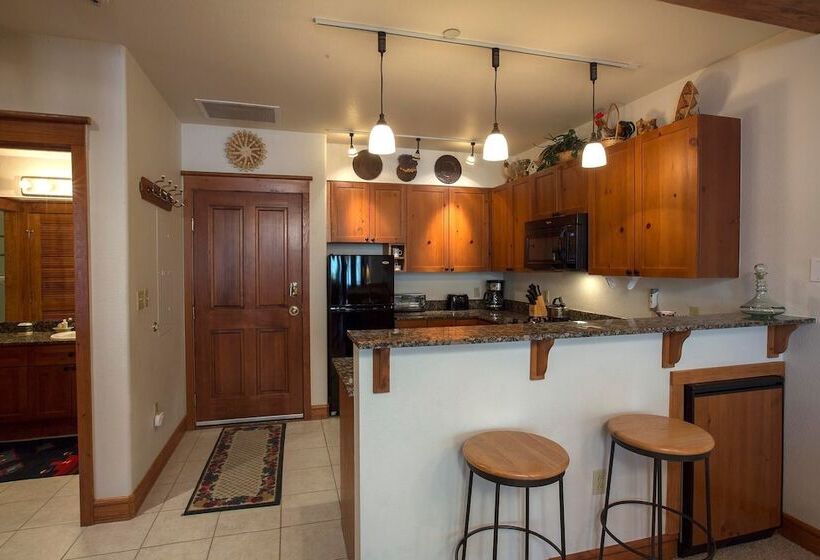 Palmyra 4g By Avantstay Close To The Slopes & Town!