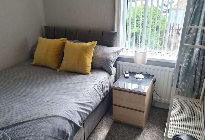 膳宿费 Ravenhill Town House Belfast