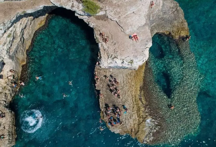 Majatalo Ul. Dinka Trinajstića 10