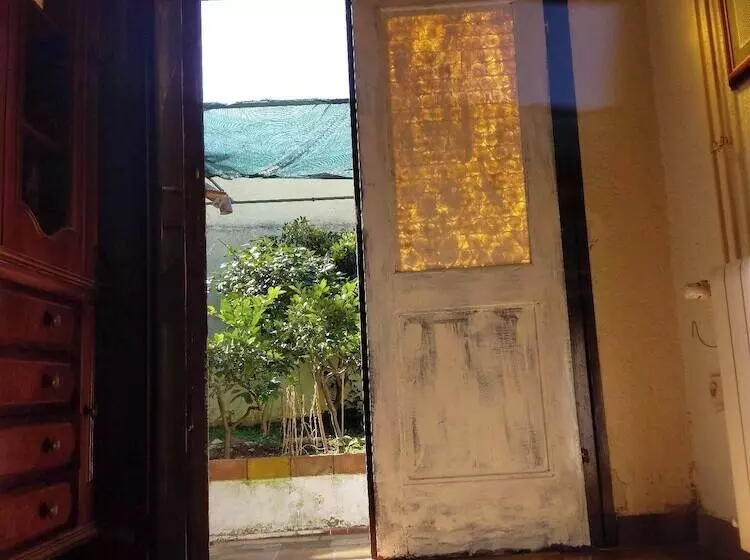 Majatalo Ul. Dinka Trinajstića 10