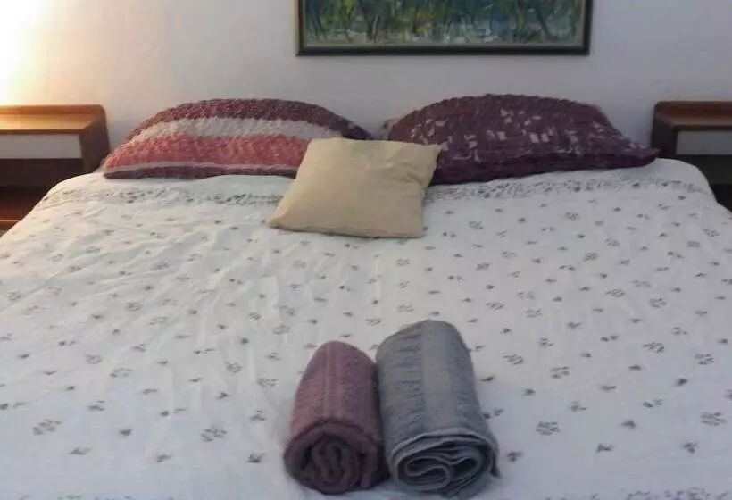 Majatalo Ul. Dinka Trinajstića 10