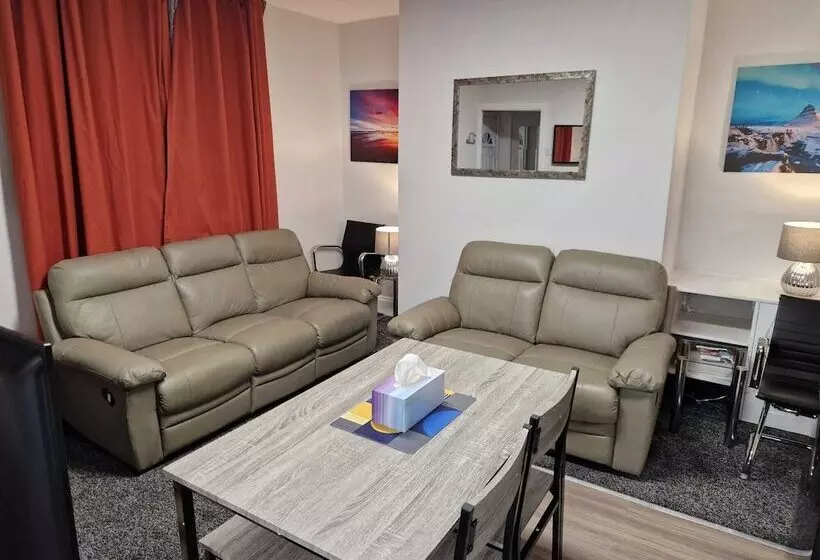 Residenssi Chester Le Street S Emerald 3 Bed House