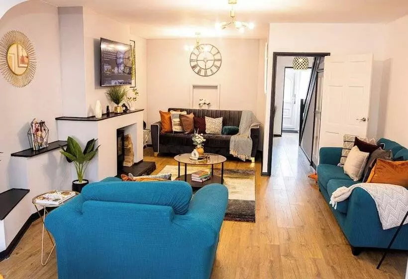 Residenssi Stunning 3bedroom Home Ideal For Long & Short Stay