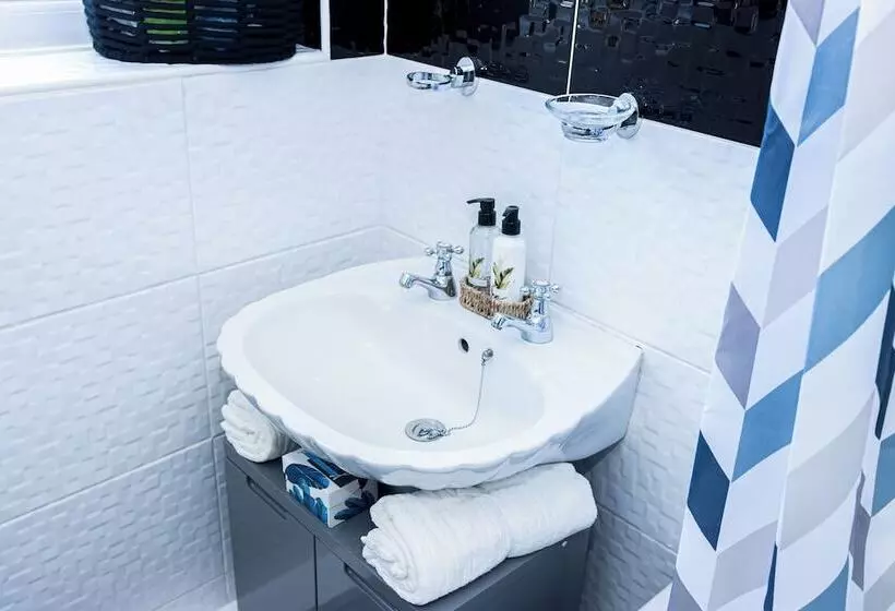 Residenssi Stunning 3bedroom Home Ideal For Long & Short Stay