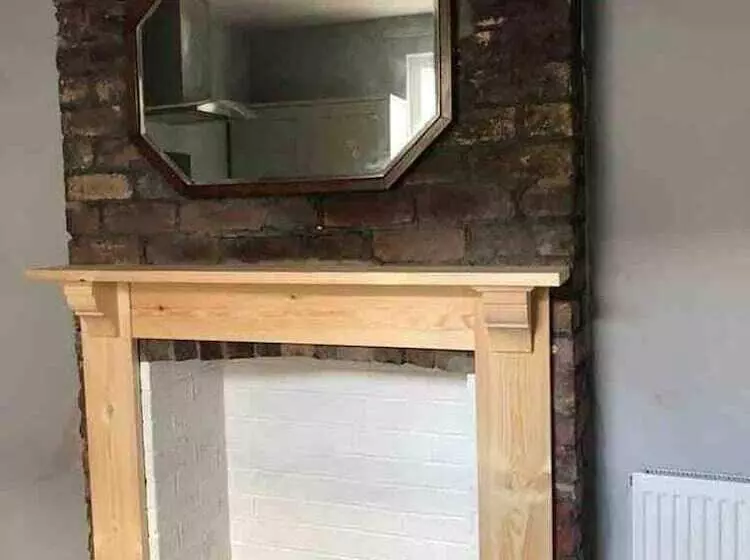 اقامتگاه Sleeps 14 Cardiff City Centre