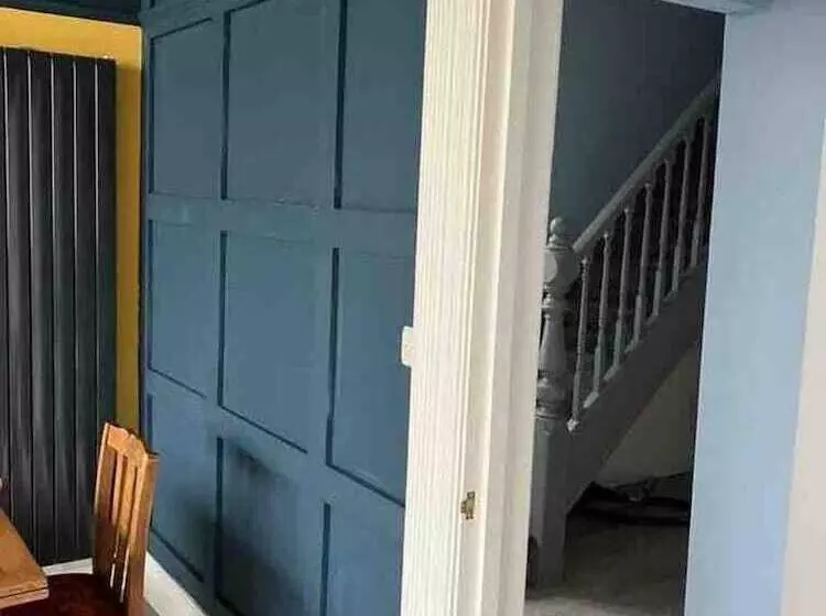 اقامتگاه Sleeps 14 Cardiff City Centre