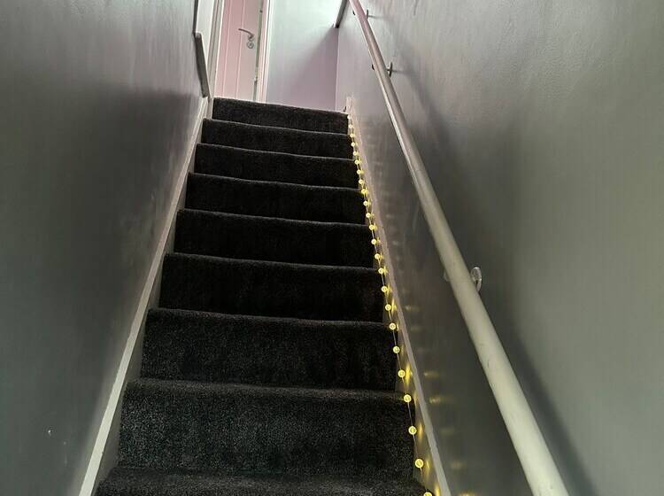 اقامتگاه The Hideaway Home Bd5 2 Bed Lovely Modern House