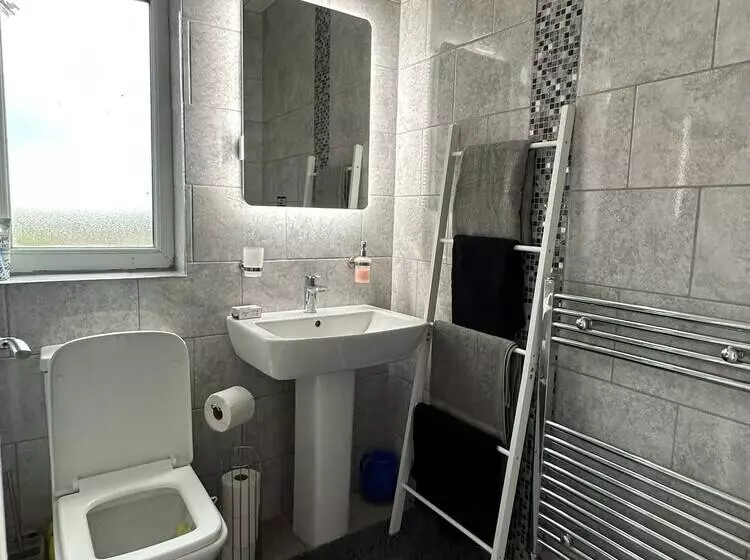 レジデンス The Hideaway Home Bd5   2 Bed Lovely Modern House