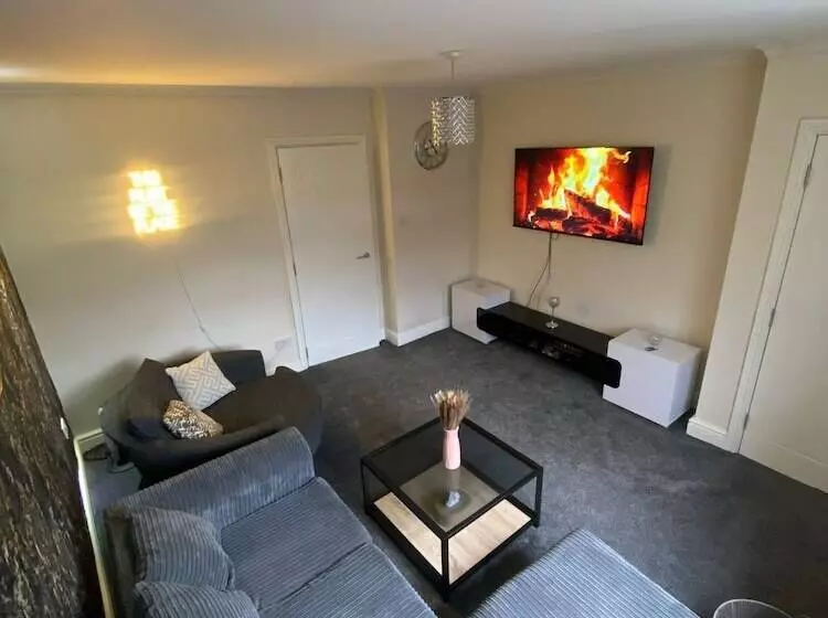 レジデンス The Hideaway Home Bd5   2 Bed Lovely Modern House