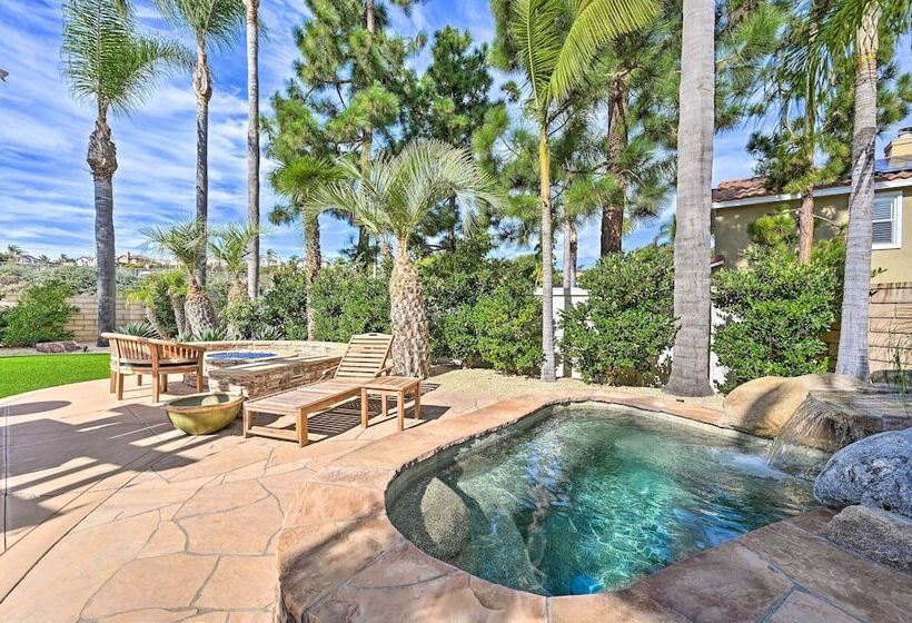 Stunning Carlsbad Gem W/ Fire Pit & Hot Tub!