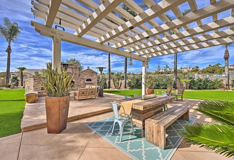 Stunning Carlsbad Gem W/ Fire Pit & Hot Tub!