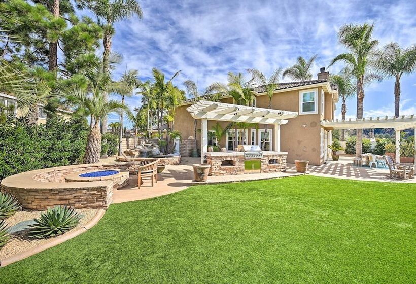 Stunning Carlsbad Gem W/ Fire Pit & Hot Tub!