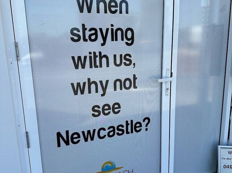 Surf Beach Motel Newcastle