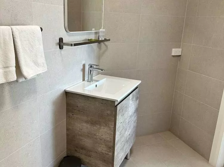 Surf Beach Motel Newcastle