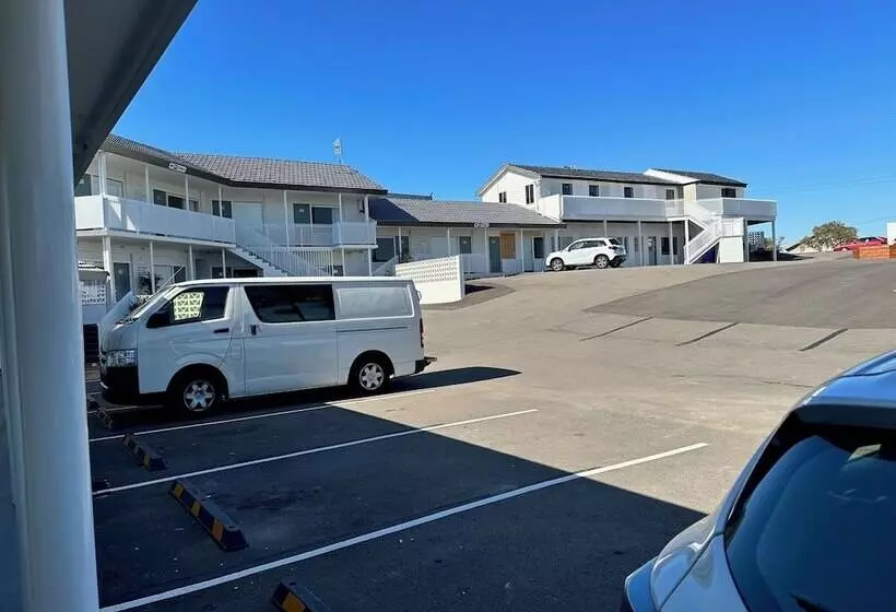 Surf Beach Motel Newcastle
