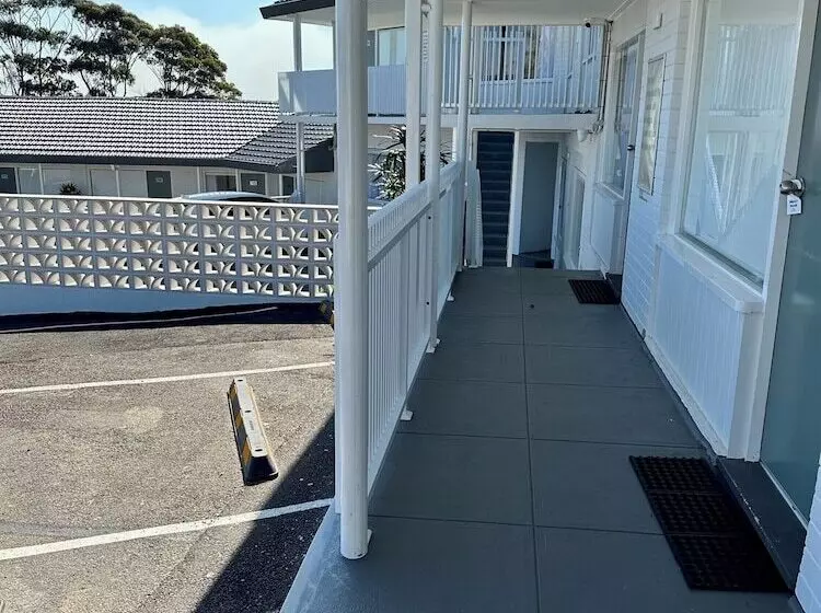 Surf Beach Motel Newcastle