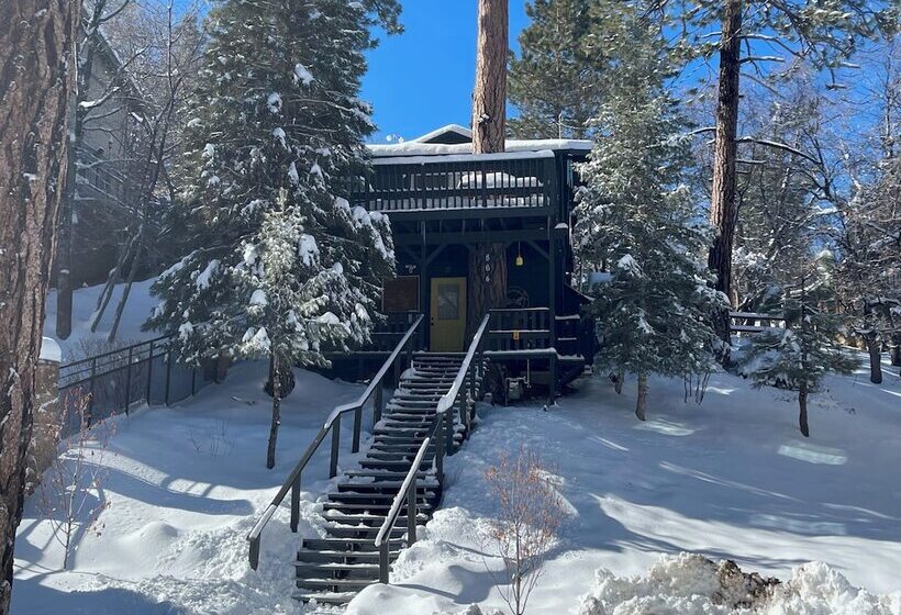 The Honey Pot Hideaway