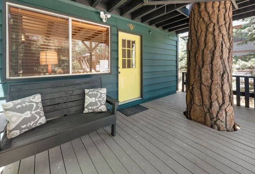 The Honey Pot Hideaway