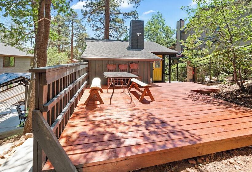 The Honey Pot Hideaway