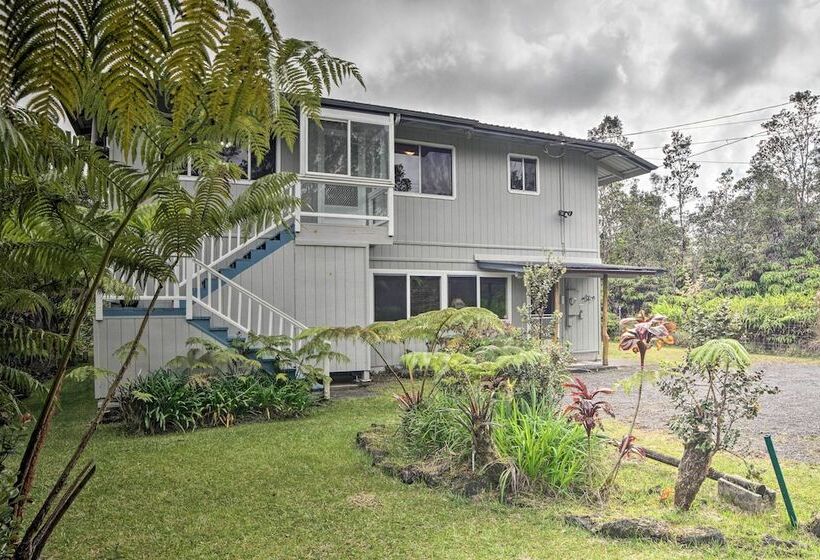 Tropical Volcano Bungalow < 4 Mi To Nat L Park!