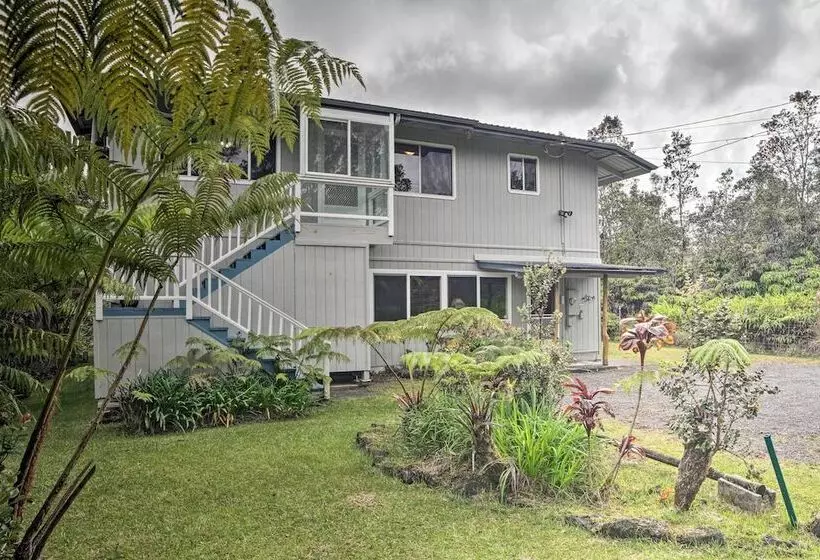 Tropical Volcano Bungalow < 4 Mi To Nat L Park!