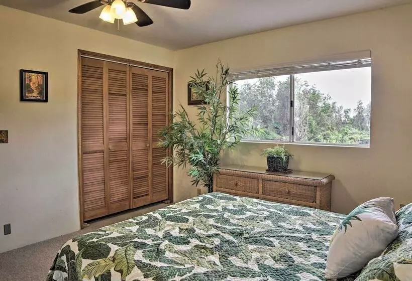 Tropical Volcano Bungalow < 4 Mi To Nat L Park!