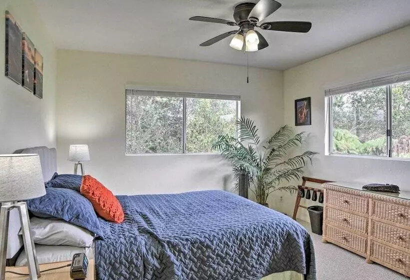 Tropical Volcano Bungalow < 4 Mi To Nat L Park!